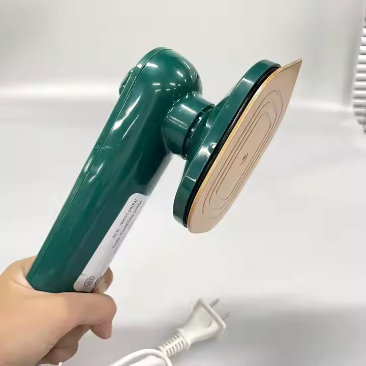 Mini Titan Steam Iron